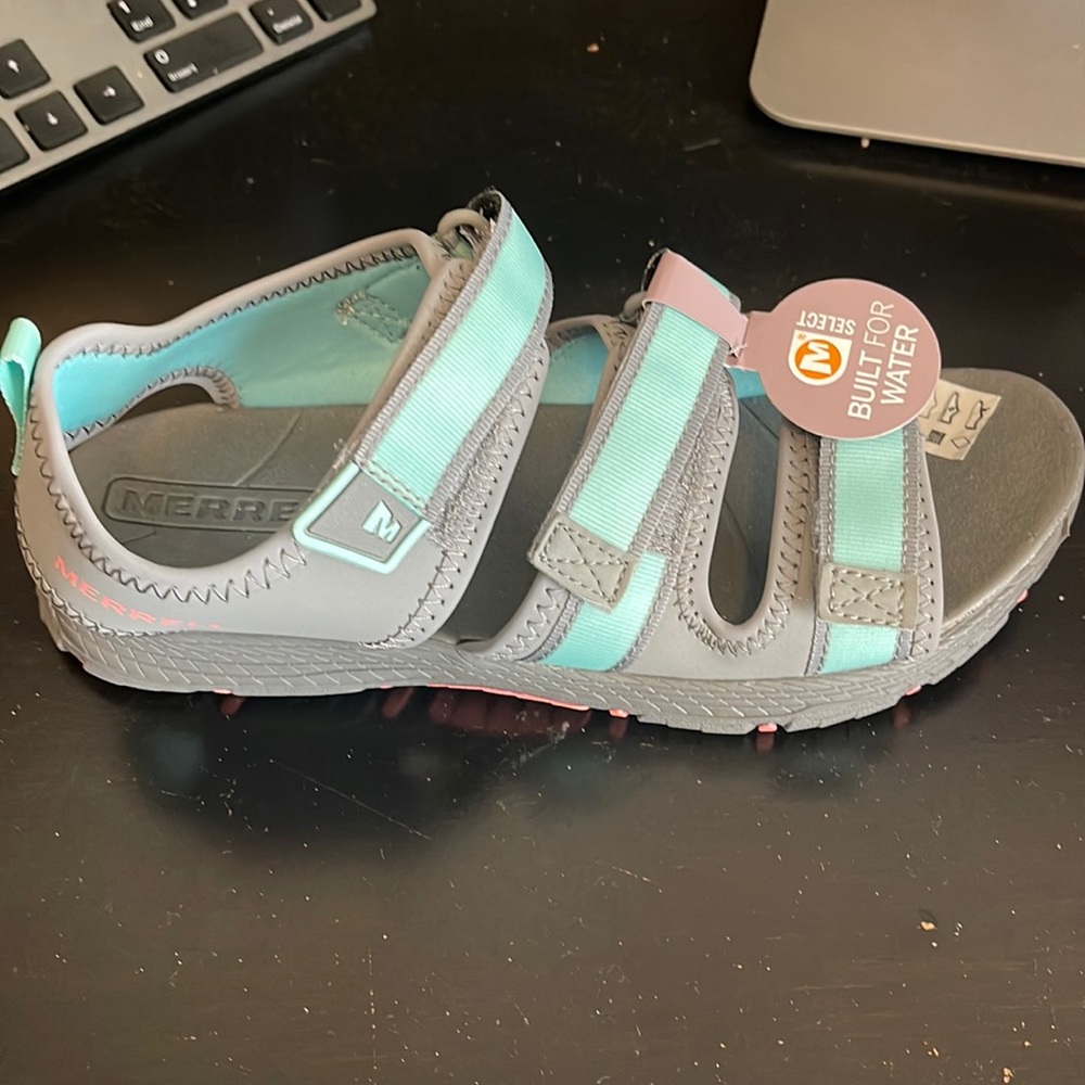Brand new girls Merrill Hydro Creek 4m